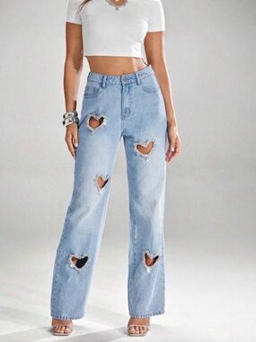 Heart cut out bling jeans Light Blue Heart-Rip Straight Jeans - Women